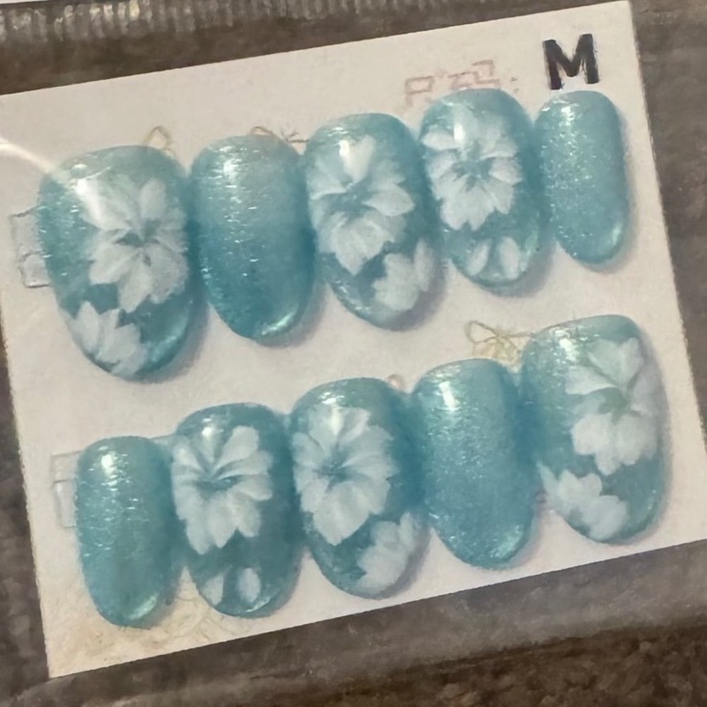 Press On Nails Medium Blue Floral Flower Pattern Manicure‎ Fake Nails
